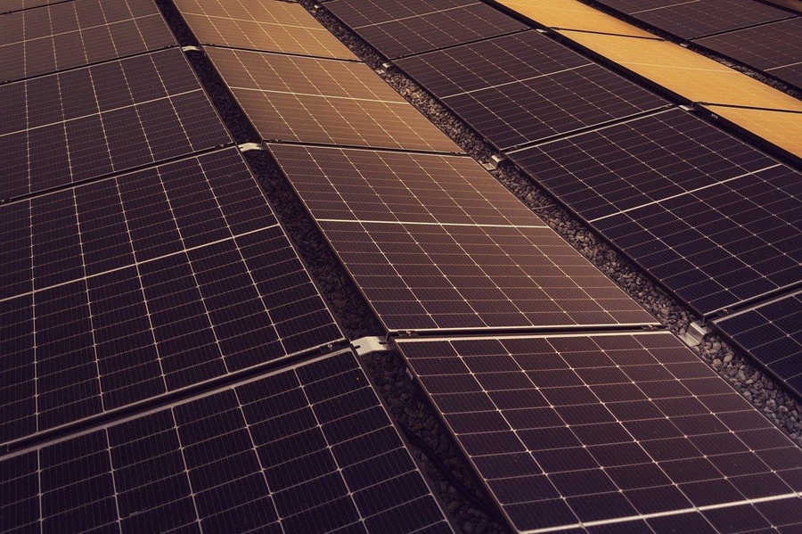 Beneficios de tener placas solares en casa