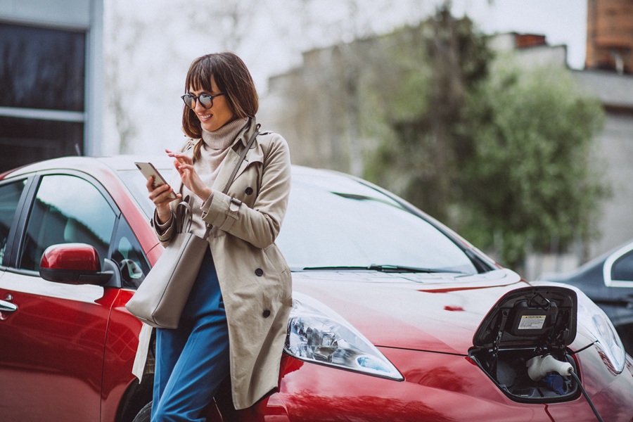 Ventajas de comprar un coche hbrido de segunda mano en 2025