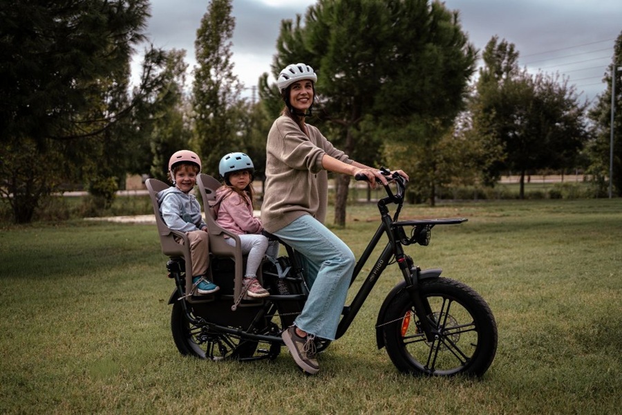 Bicicleta el�ctrica para dos personas: qu� cambia en la carga, la frenada y la autonom�a