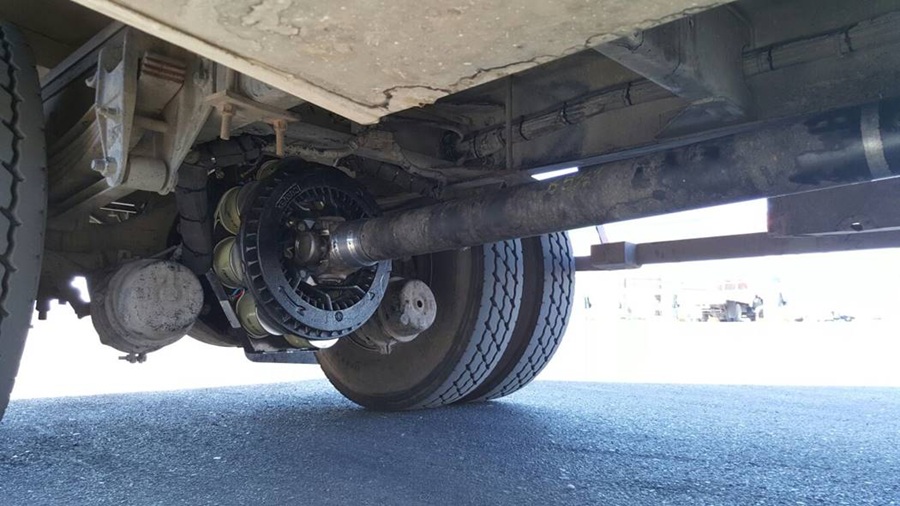 Freno elctrico instalado en el eje Cardan de un camin